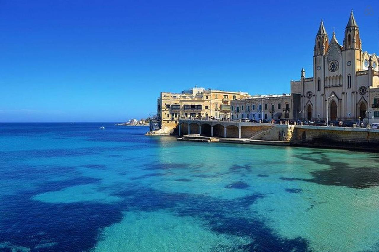 Apartamento Splendid Seaside Retreat On Spinola Bay San Julián Exterior foto