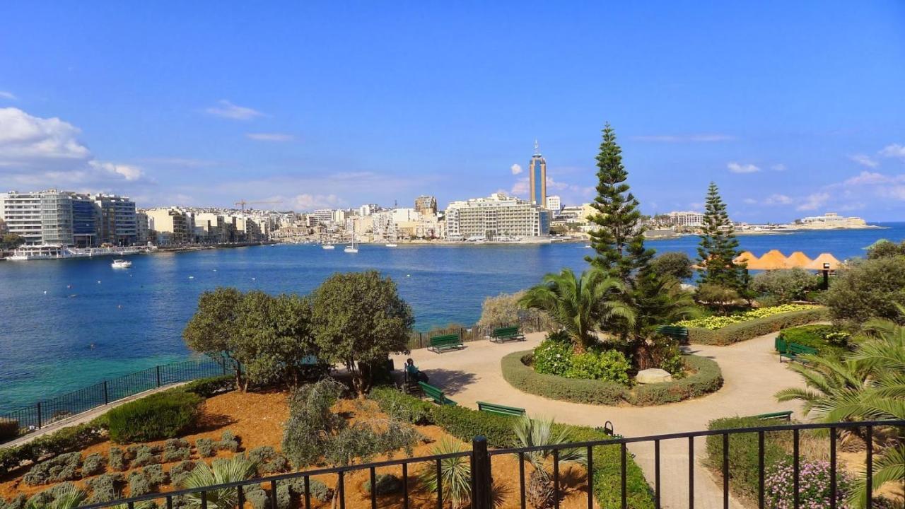 Apartamento Splendid Seaside Retreat On Spinola Bay San Julián Exterior foto