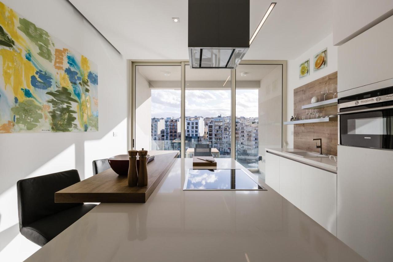 Apartamento Splendid Seaside Retreat On Spinola Bay San Julián Exterior foto